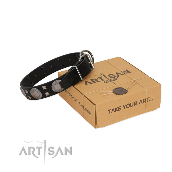 Perfect fit collar of natural leather for your pet