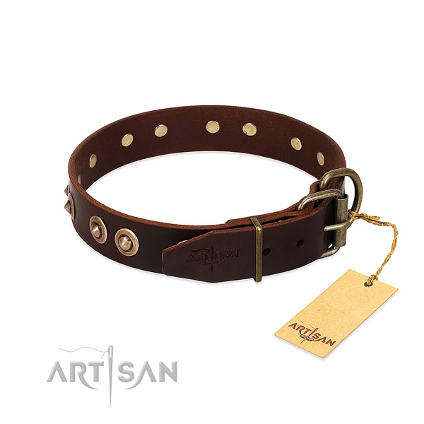 Rust-proof D-ring on full grain leather dog collar for your doggie